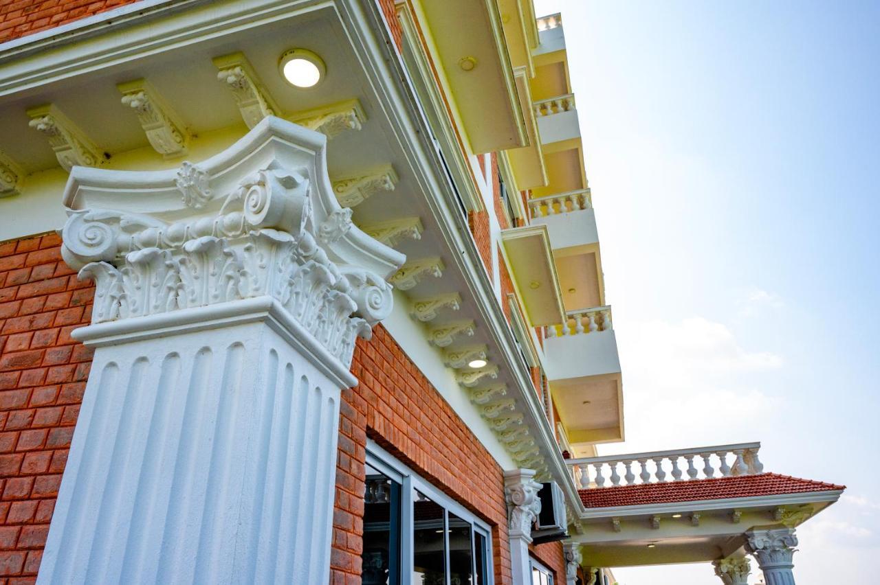 Lumbini Five Elements Hotel Eksteriør bilde